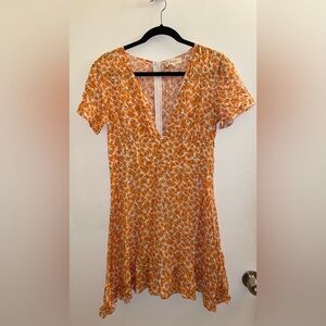 NWOT To My Lovers Orange Floral V-Neck Dress Flounce Hem and Sleeves Size M